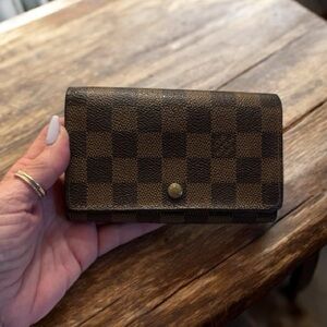 LOUIS VUITTON Damier Ebene Porte Monnaie Tresor Wallet
